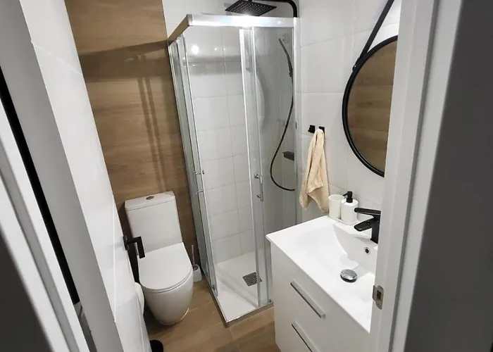 Sea View Luxury Victoria Apartment