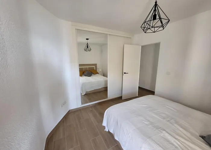 Sea View Luxury Victoria Apartment